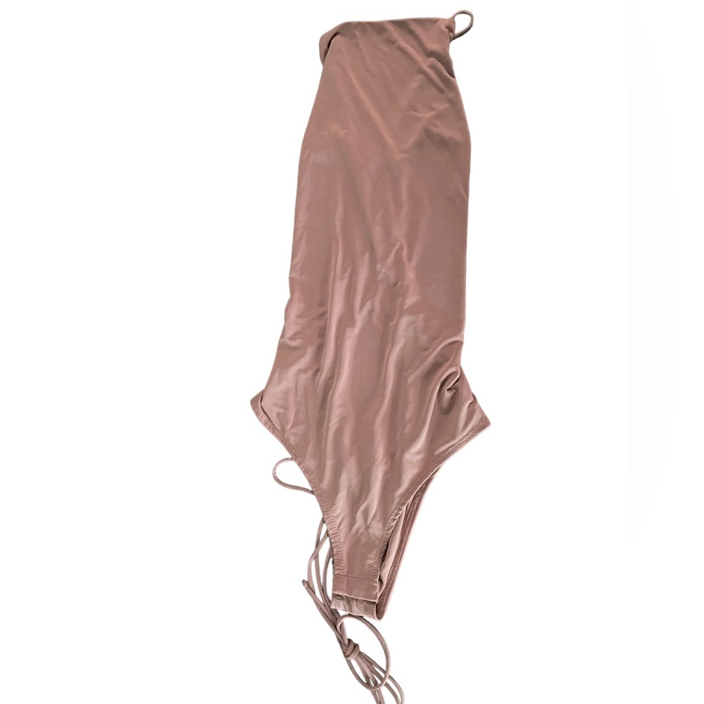 Lulu’s bodysuit with lace up back / Dusty Rose / Size XS